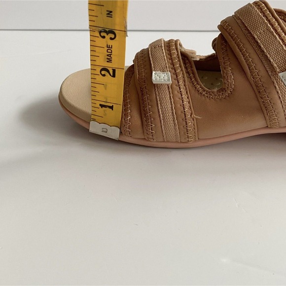 Vionic Womens Sarah Brown/Peach/Beige Sandals USA Size 9.5 W - Picture 15 of 15